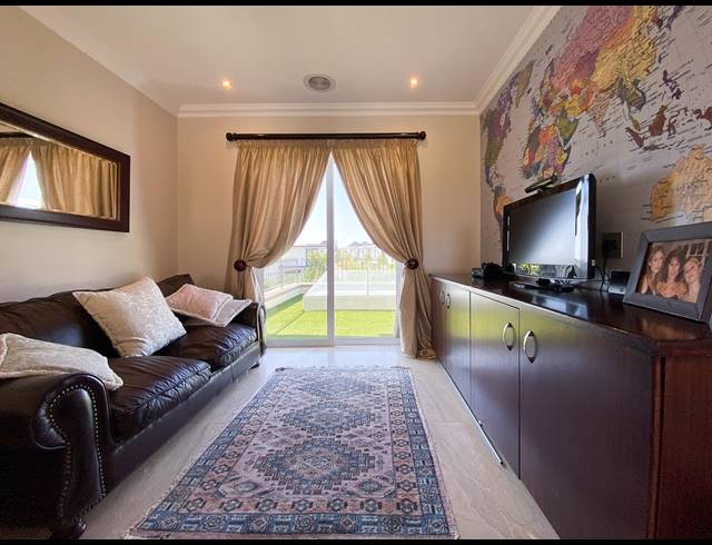 4 BEDROOM HOUSE FOR SALE IN STEYN CITY